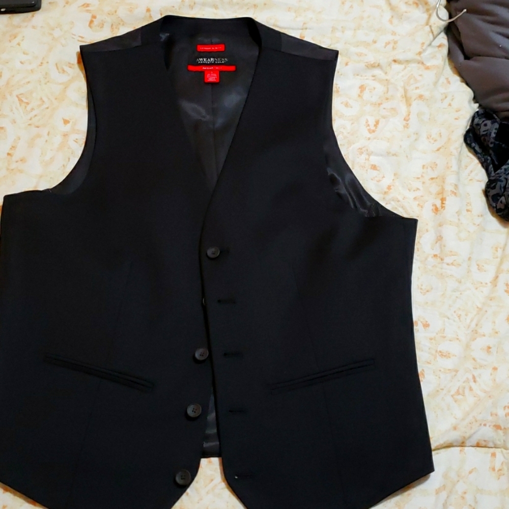 Kenneth Cole vest small slim fit black